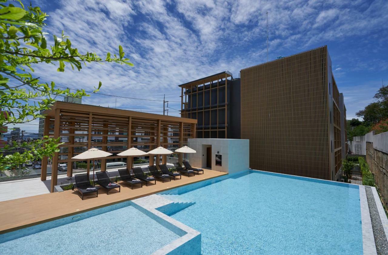 Has Pattaya Hotel Bagian luar foto